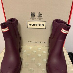 Hunter original block heel Chelsea rain boots in plum size women's US6